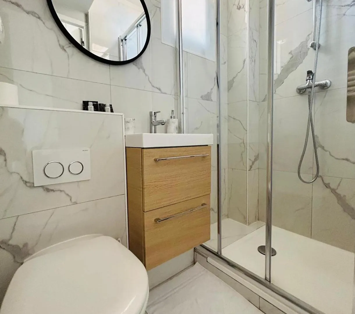 Seaview Apartment With 1 Bedroom - Next To Monaco Beausoleil 0*,